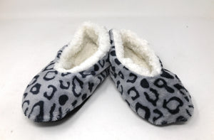 Women's Plush Fleece Lined Cozy Sherpa Gripper Slippers in Leopard Animal Print: Gray